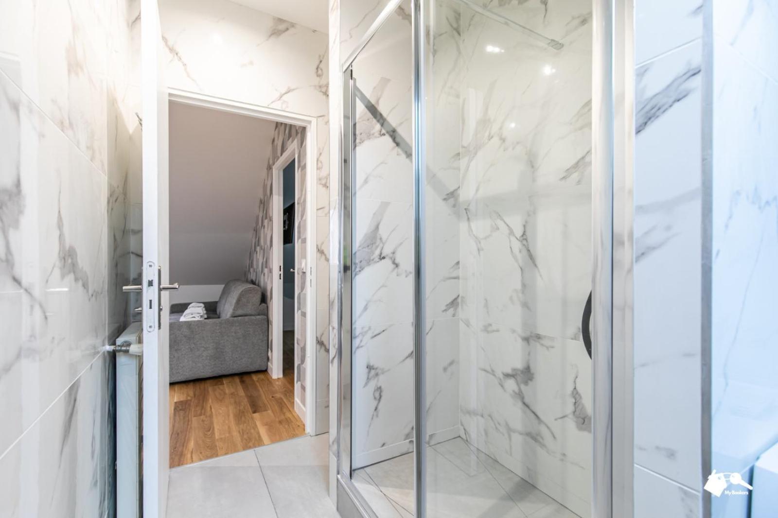 Mba Splendide Appart - Wilson 2 - Mairie De Montreuil モントルイユ エクステリア 写真